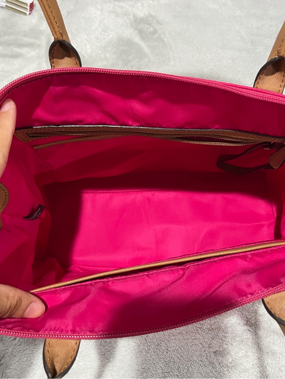 Michael Kors Kelsey Medium Nylon Tote Hot Pink Shoulder Bag EUC - Picture 10 of 12